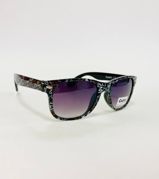 Детские солнцезащитные очки Casper К81 черные с рисунком LOVE