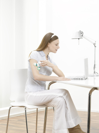 Мини-массажер Beurer MG 16 GREEN